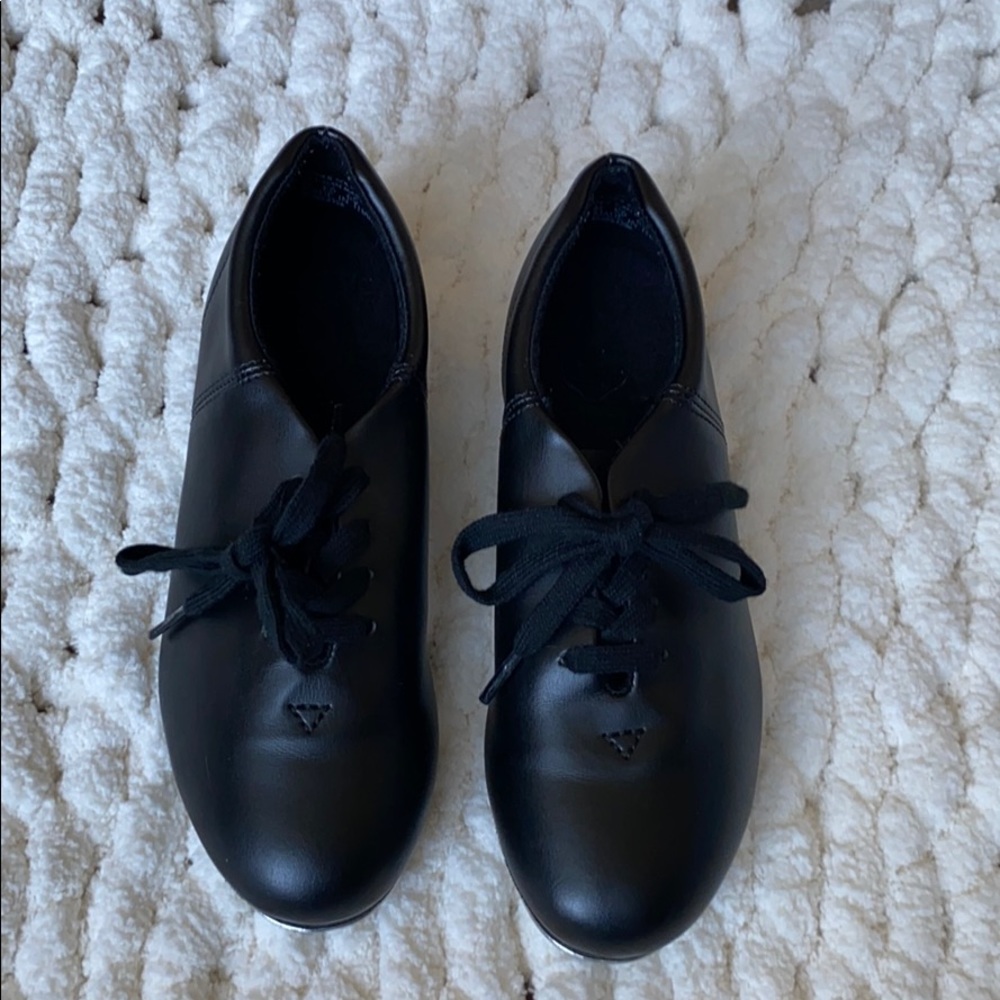 Capezio leather tap shoes. Perfect condition.